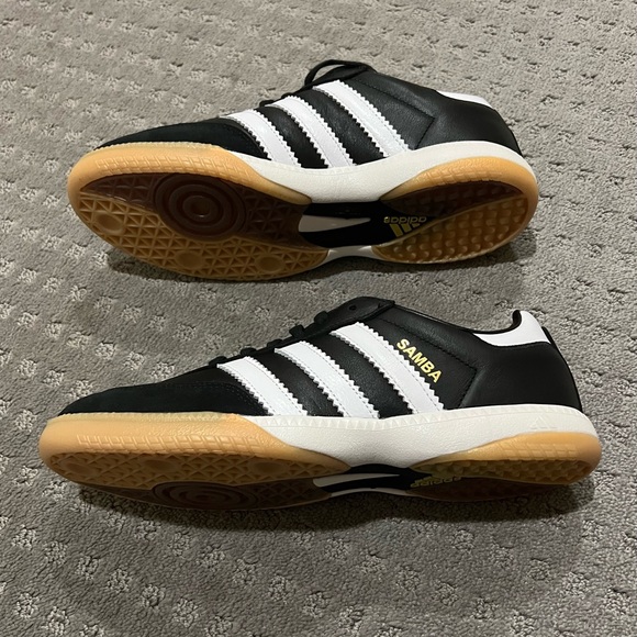 Adidas Samba Black and White Men's Shoes - Picture 7 of 11